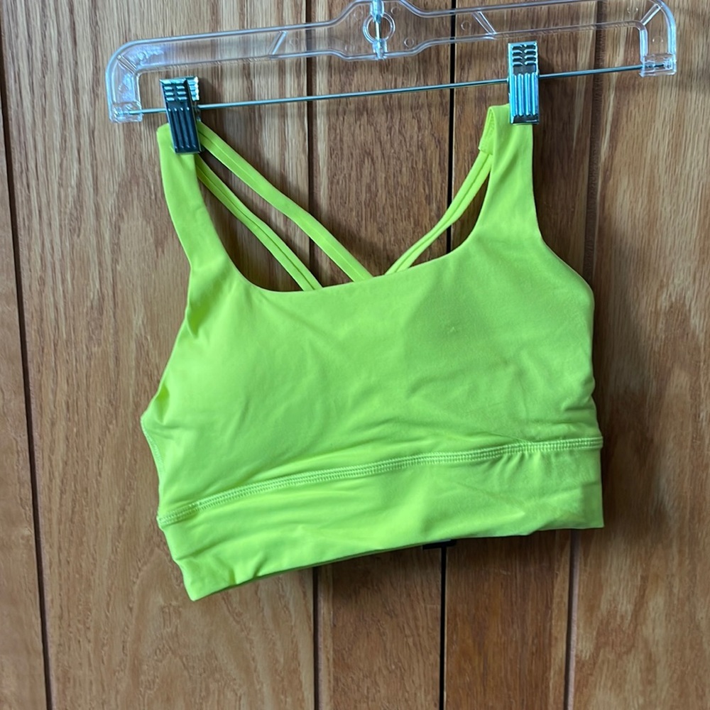 NWT Savvi Femme x3 sports bra